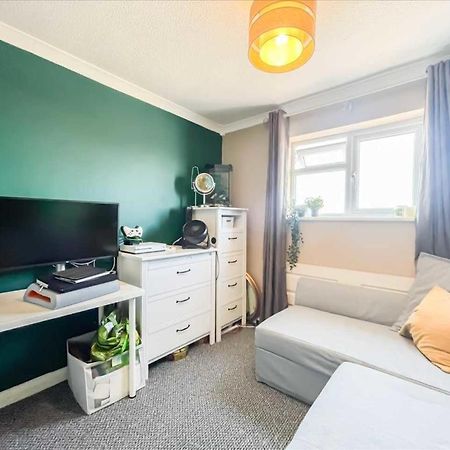 Nice, Bright & Friendly Home Hemel Hempstead Exterior foto